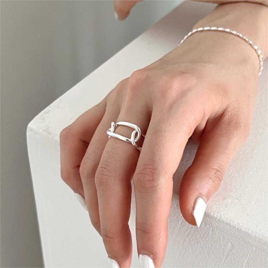 Modern Geometric Ring