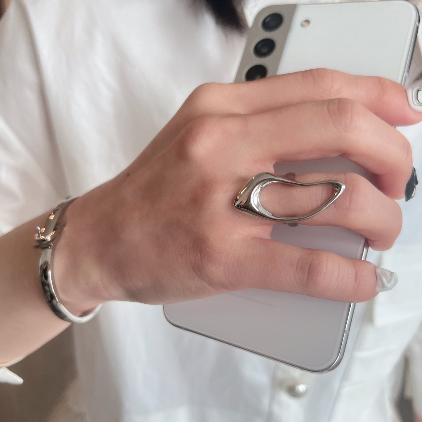 Irregular Hollow Geometric Ring